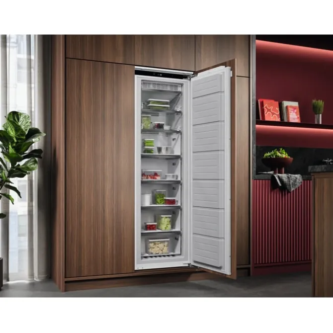 Inbouw vriezer NoFrost 178 cm