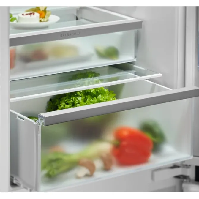 7000 NoFrost CoolAssist® Koel/vrieskast inbouw 178 cm